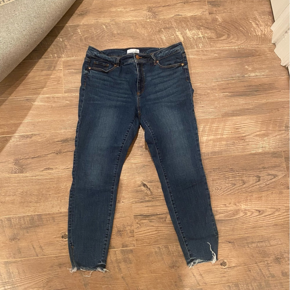 Loft Women’s Jeans with Ripped Ankle Size 32