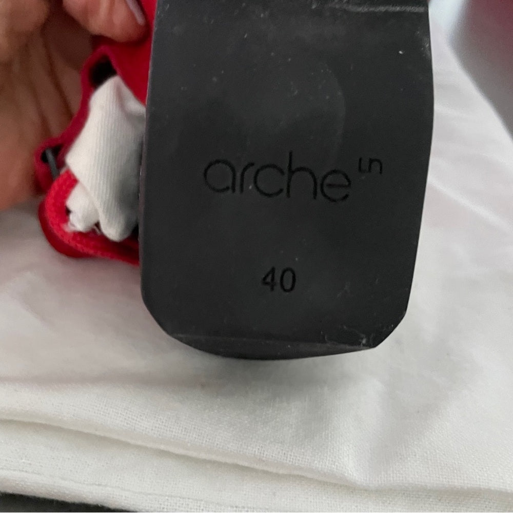 Arche Women’s Himali Red and Black Sandals Size 40 / 9