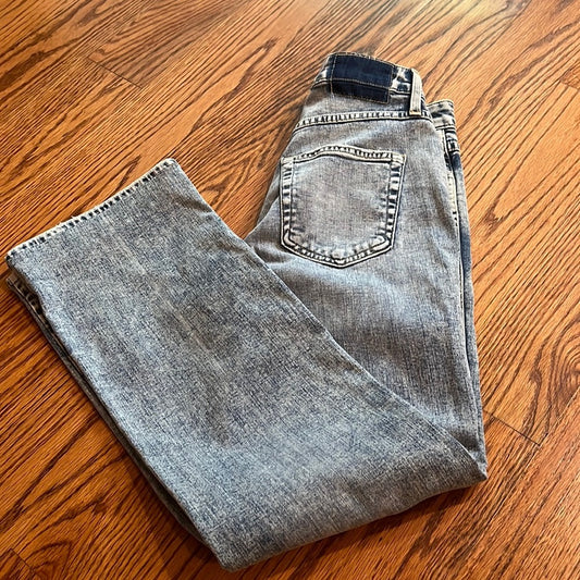 AMO Woman’s Willa High Rise Slim Flare Jeans Size 24