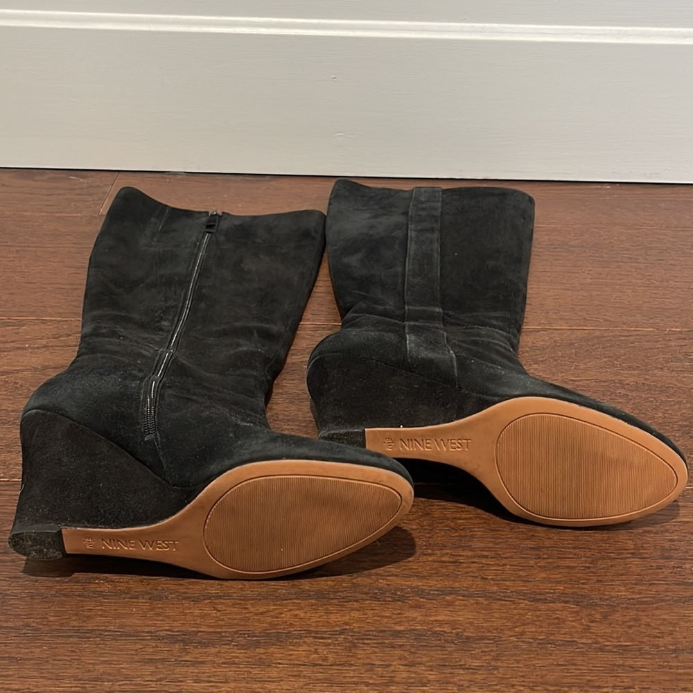 Nine West women’s Black Suede Tall Wedge Boots Size 8.5