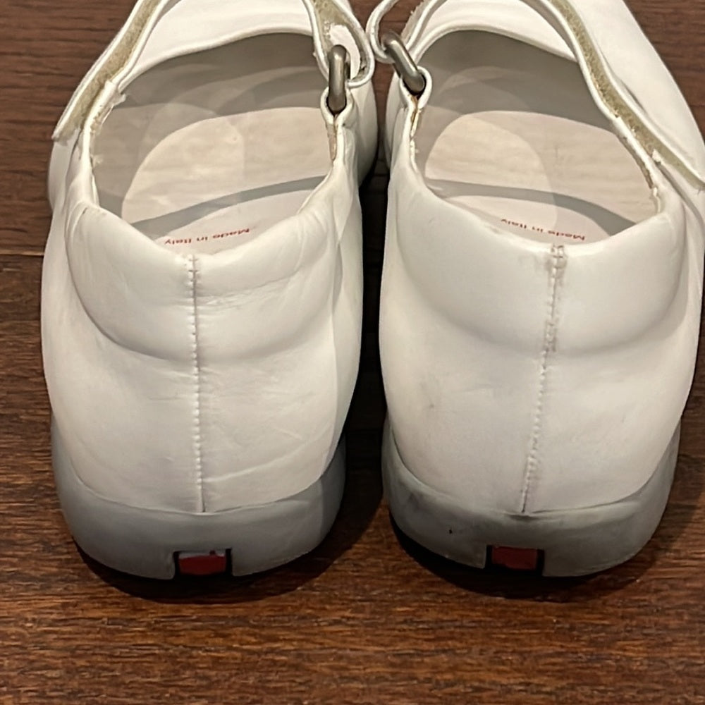 Prada Women’s White Leather Mary Jane Shoes Size 38 / 8