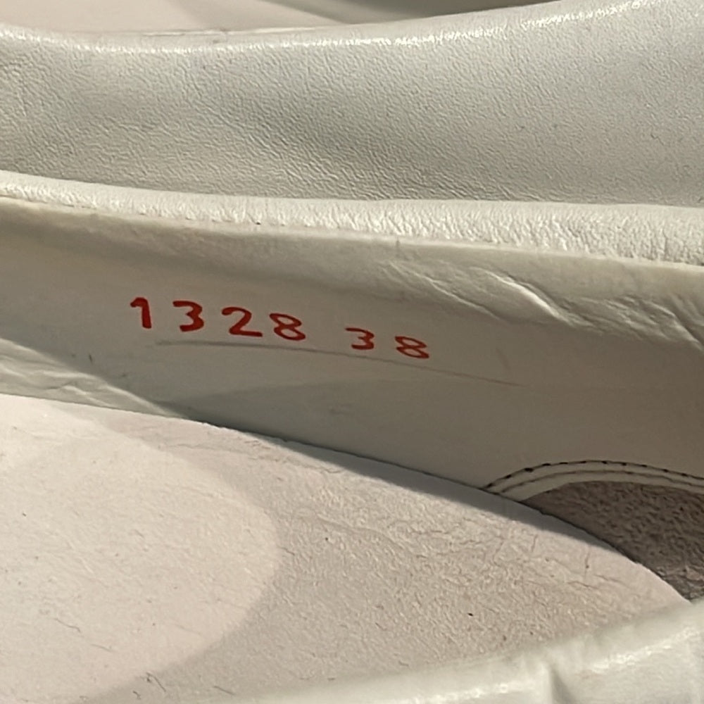 Prada Women’s White Leather Mary Jane Shoes Size 38 / 8