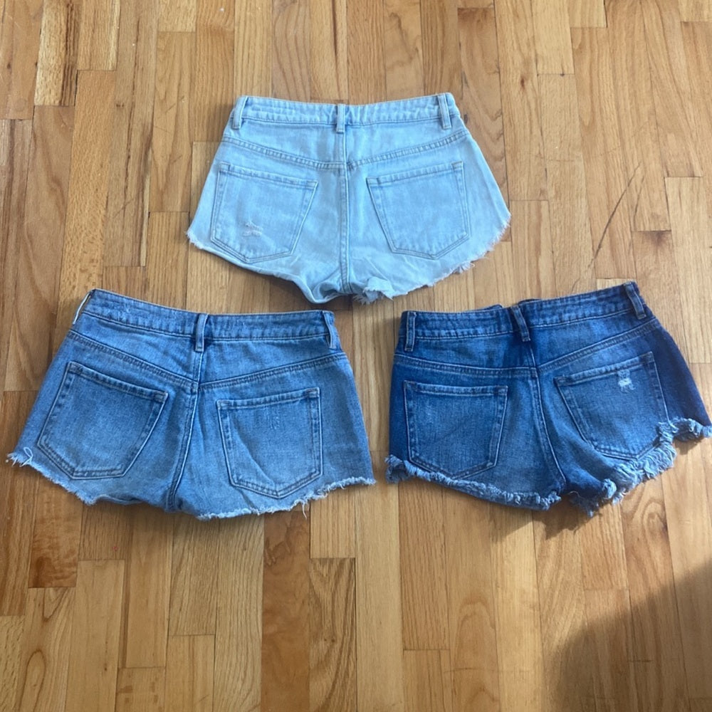 Women’s Pacsun shorts. Blue. Size 23