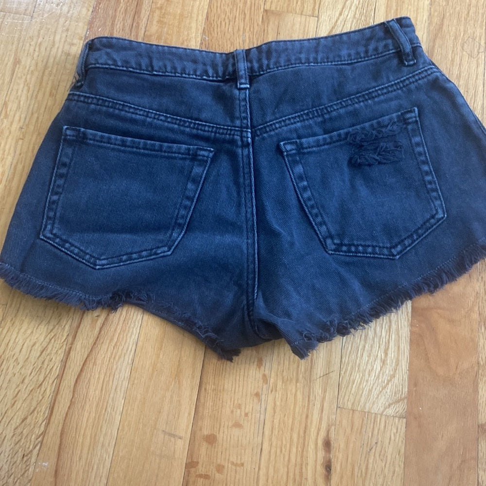 Women’s Pacsun Jean shorts. Blue and black. Size 24