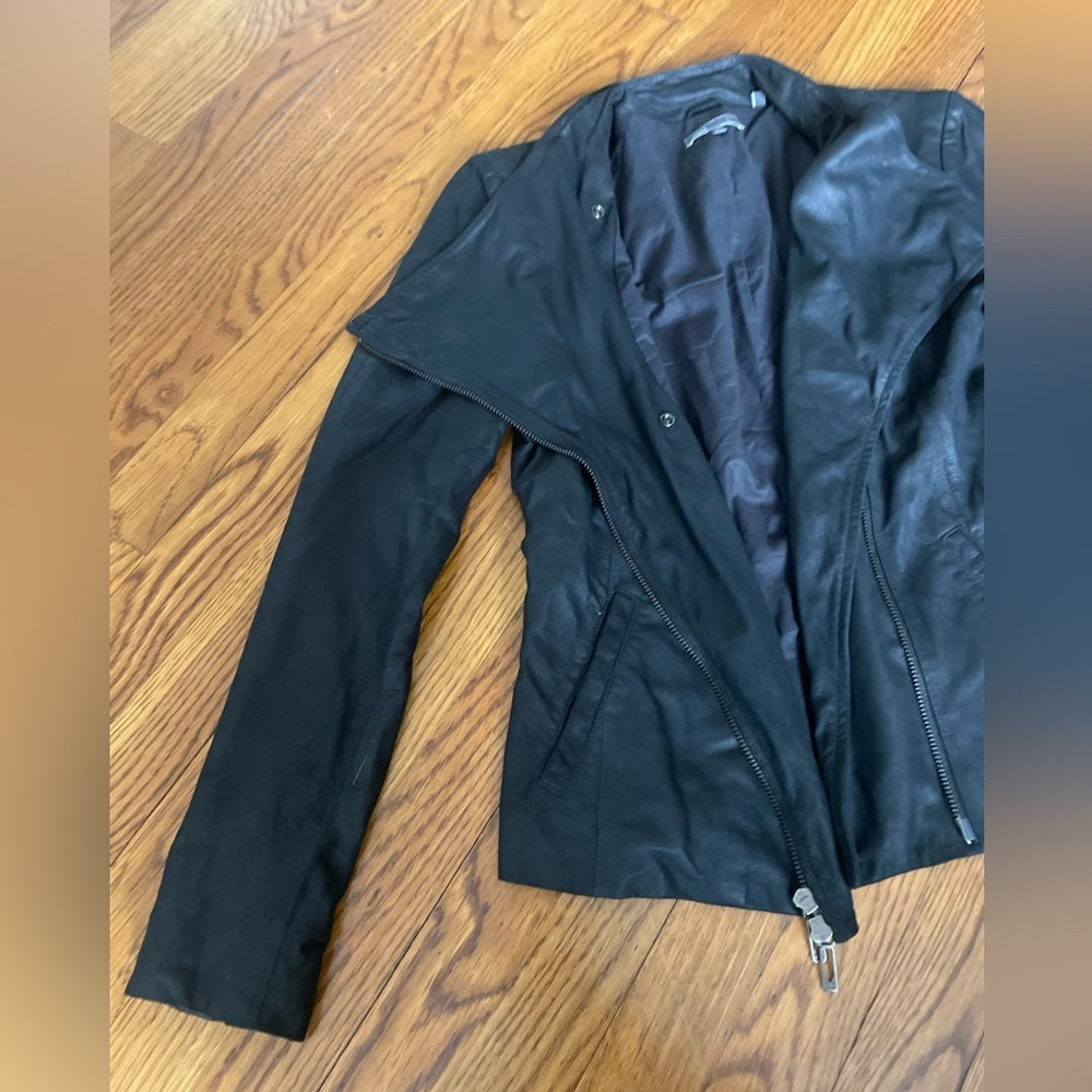 Vince Women’s Leather Black Zip Up Jacket Size Small