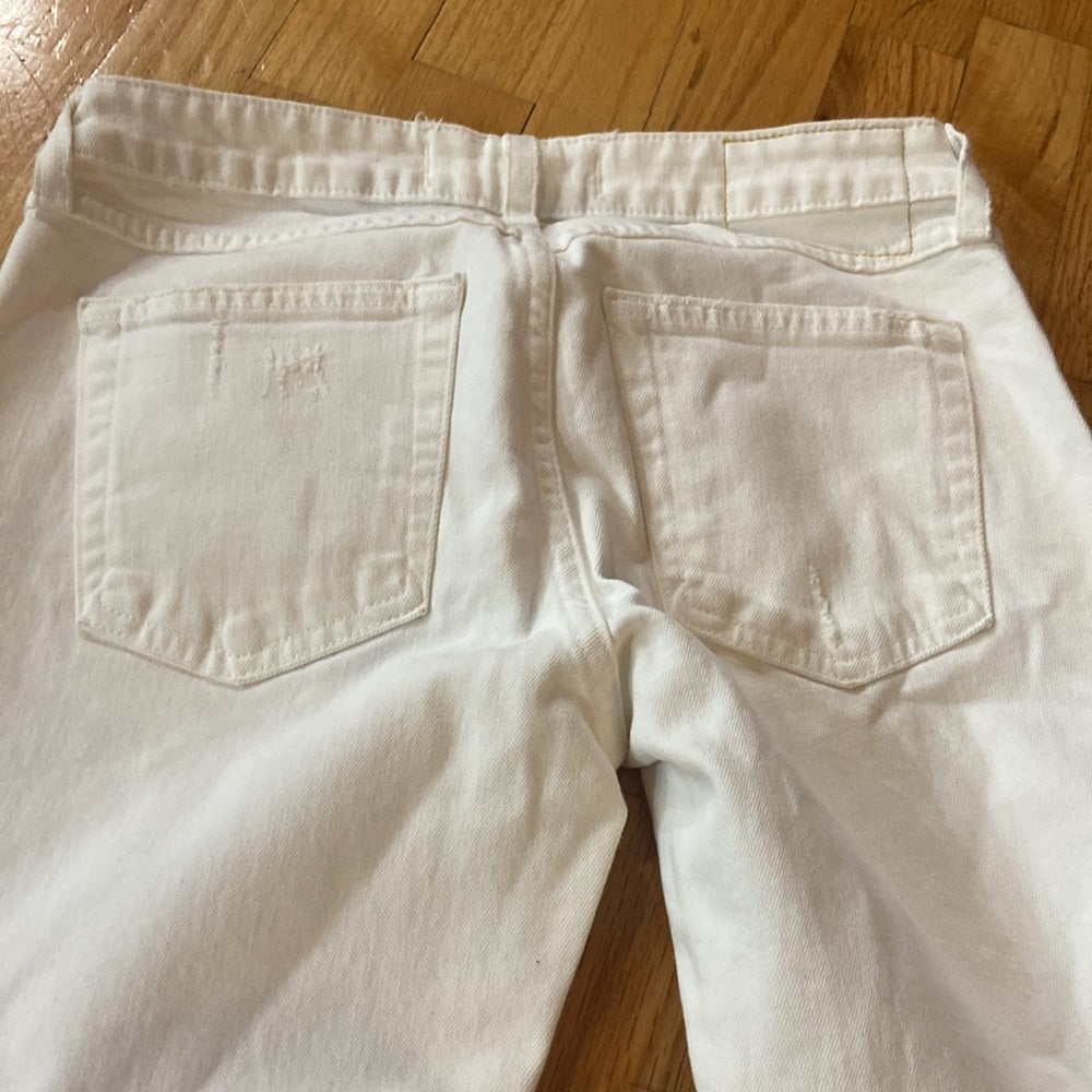 Women’s AMO jeans. White. Size 26
