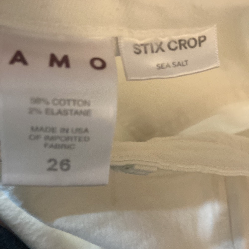 Women’s AMO jeans. White. Size 26