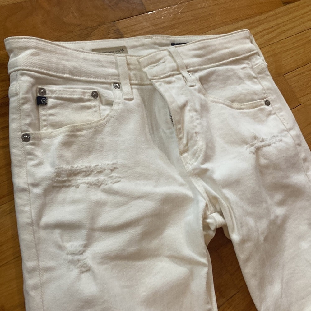 Women’s AG jeans. White. Size 28