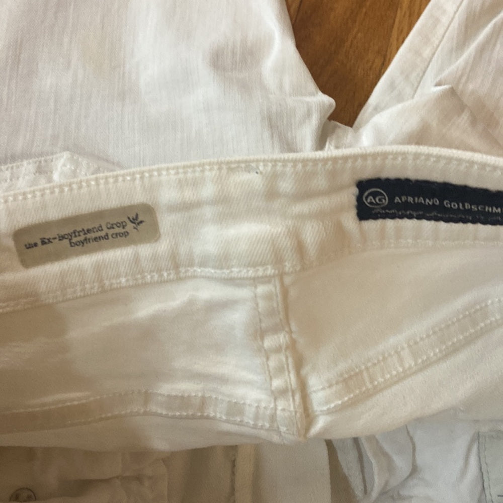 Women’s AG jeans. White. Size 28