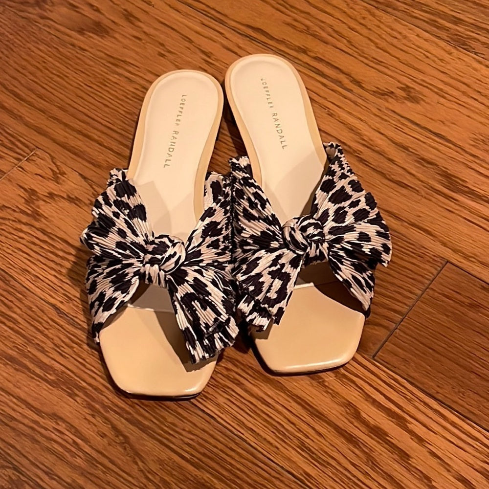 Loeffler Randall Women’s Daphne Leopard Flats Size 8.5