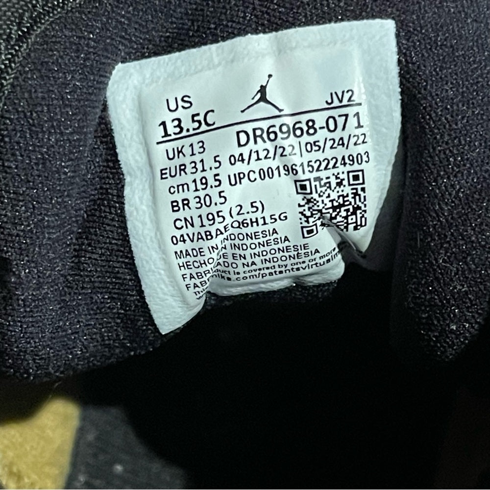 Nike Air Jordan Mid 1 Kids Gold and Black Sneakers Size 13.5
