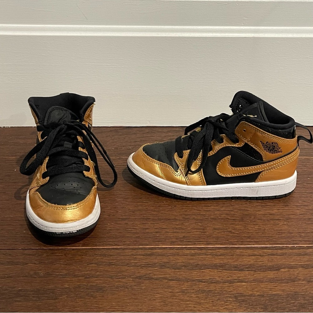Nike Air Jordan Mid 1 Kids Gold and Black Sneakers Size 13.5