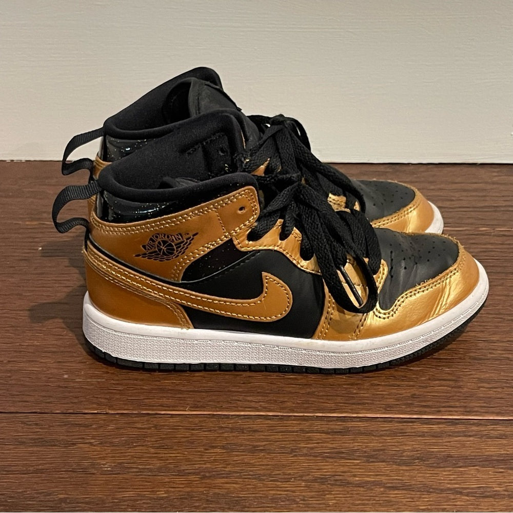 Nike Air Jordan Mid 1 Kids Gold and Black Sneakers Size 13.5