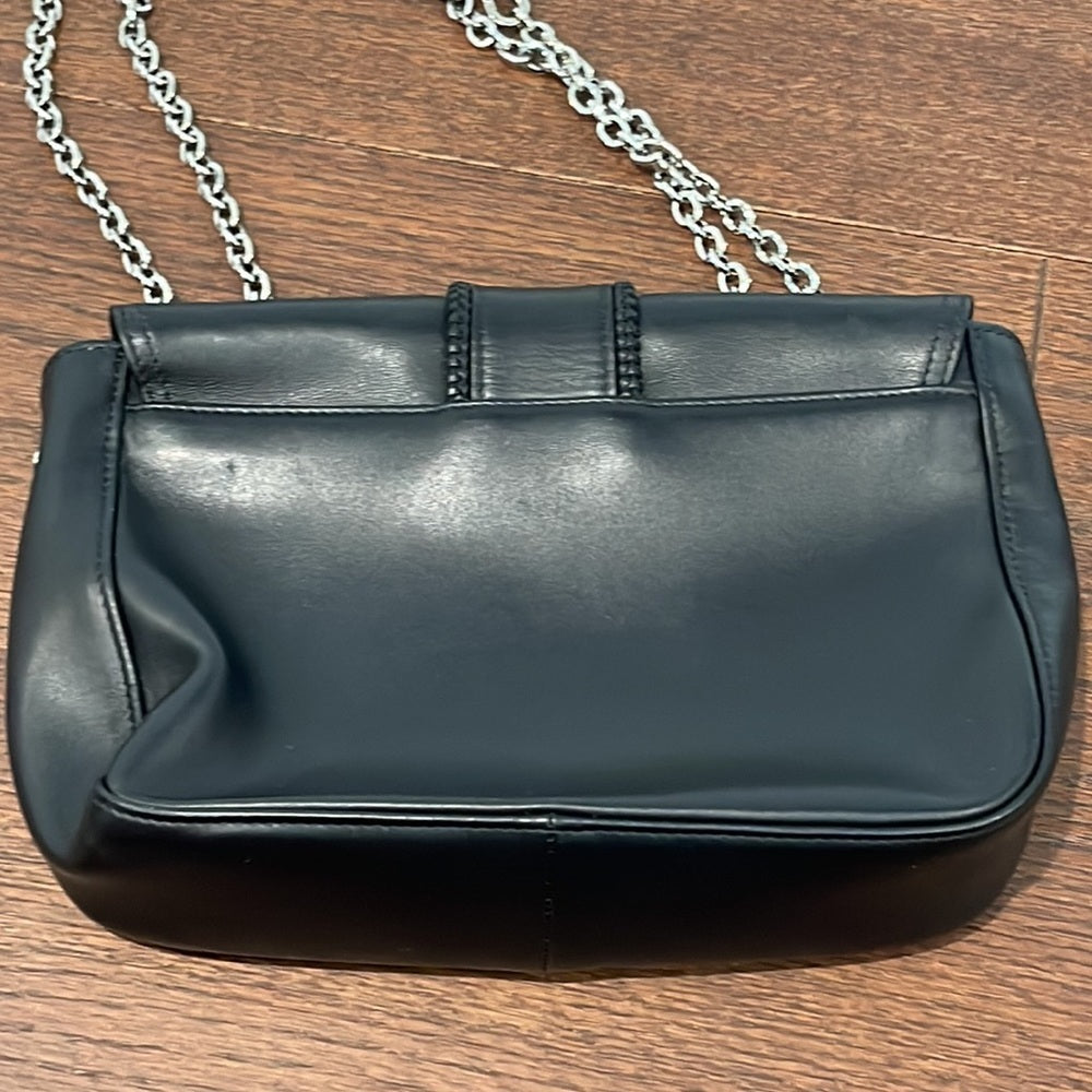 Longchamp Women’s Black Leather Shpulder Bag