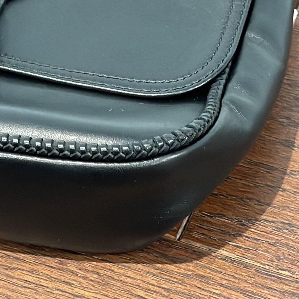 Longchamp Women’s Black Leather Shpulder Bag
