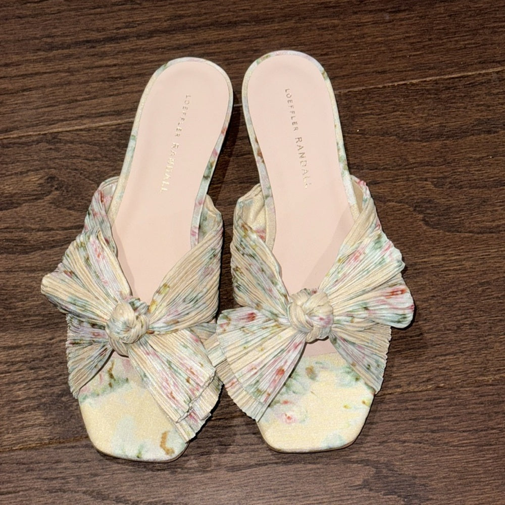 NWT Loeffler Randall Women’s Pleated Knot Flat Sandals Size 7