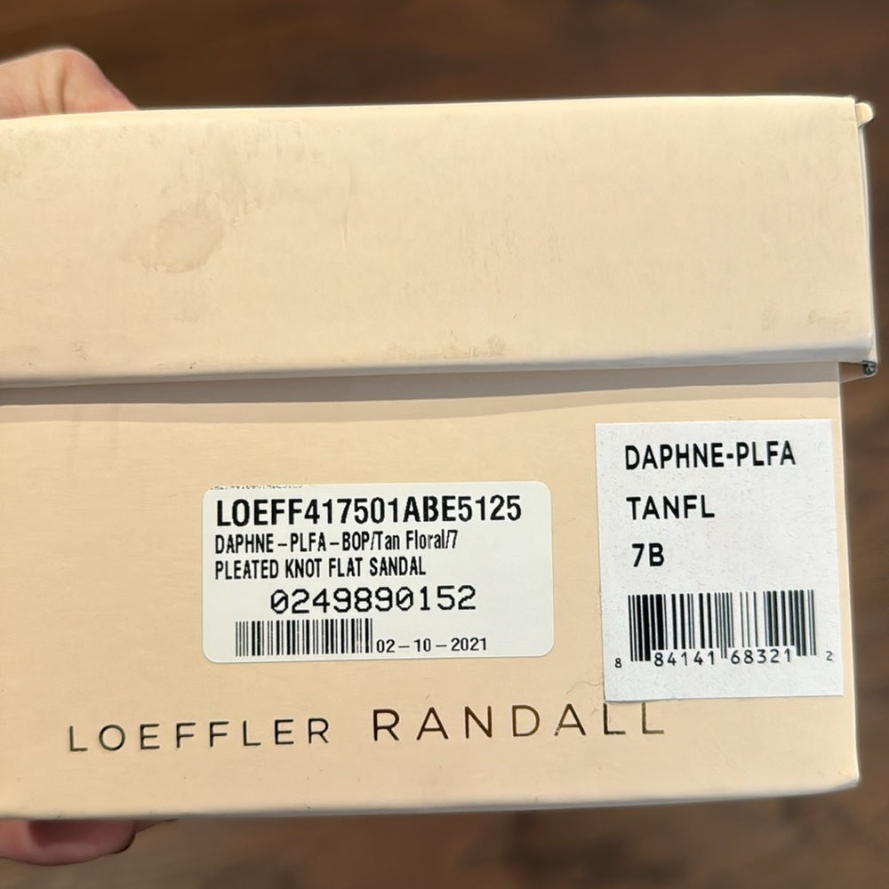 NWT Loeffler Randall Women’s Pleated Knot Flat Sandals Size 7