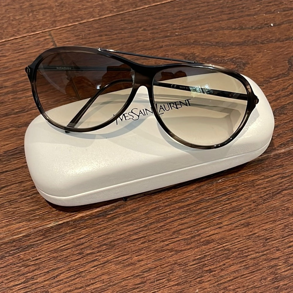 Yves Saint Laurent Women’s Black and Grey Retro Sunglasses