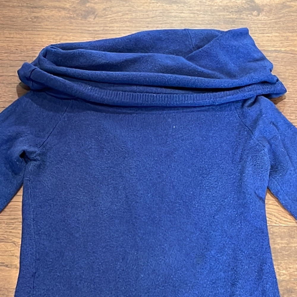 Bcbg MaxAzria Blue Women’s Cowl Neck Sweater Size Medium