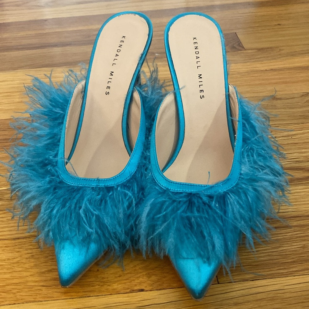 Kendall Miles Women’s Teal Blue Feathered Heels Size 39