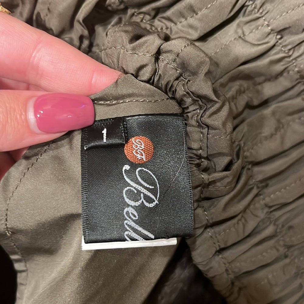 Belle Fare Woman’s Jacket With Fur Accents Size 1 Small