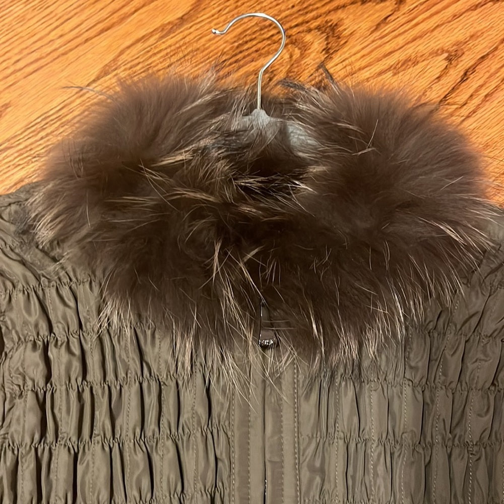 Belle Fare Woman’s Jacket With Fur Accents Size 1 Small