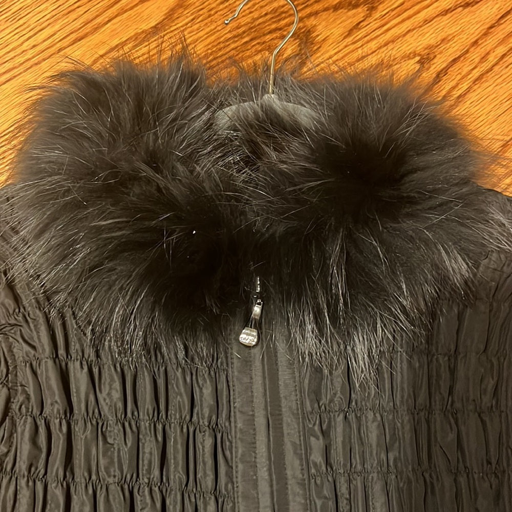 Belle Fare Woman’s Jacket With Fur Accents Size 2 / Medium