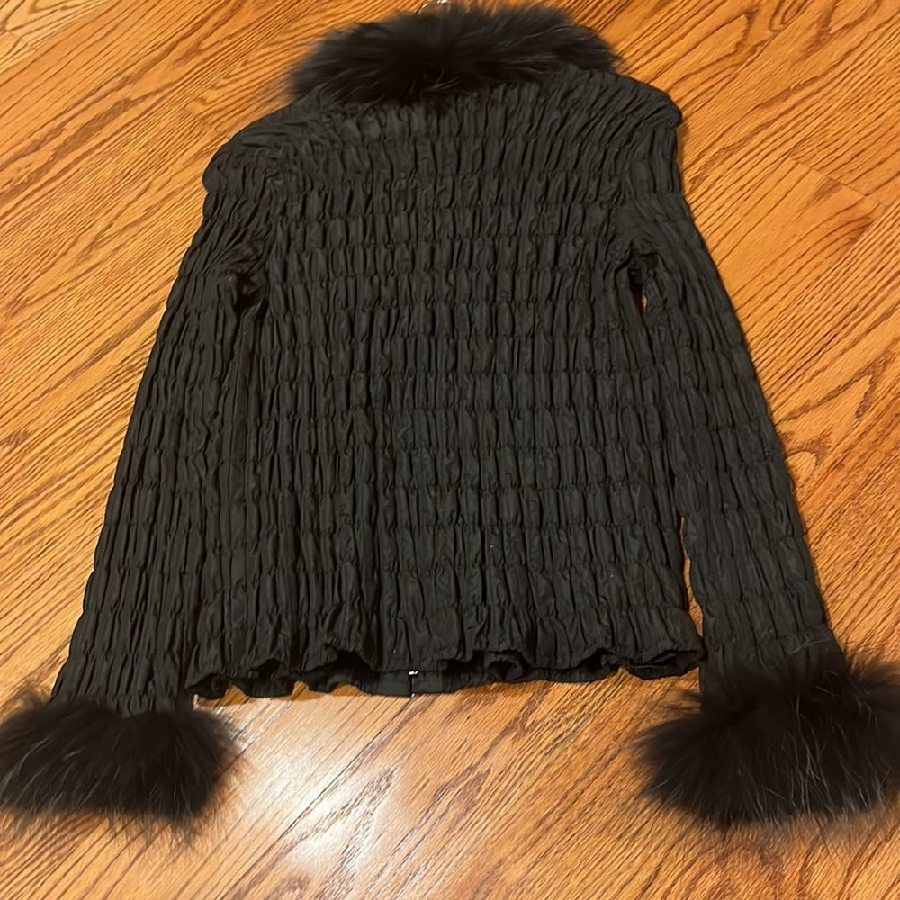 Belle Fare Woman’s Jacket With Fur Accents Size 2 / Medium