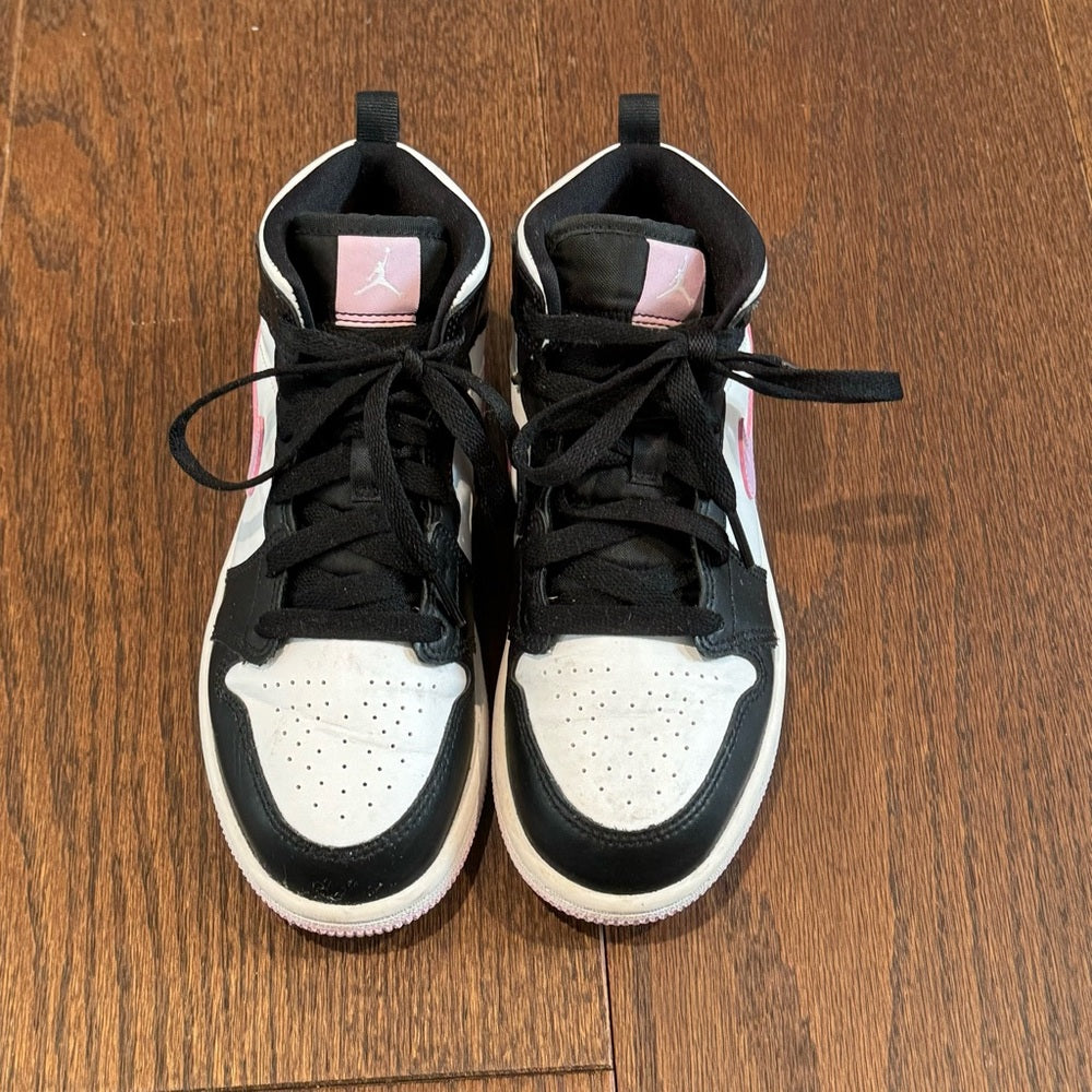 Nike Air Jordan’s Kids Black, Pink and White Mid Top Sneakers Size 2