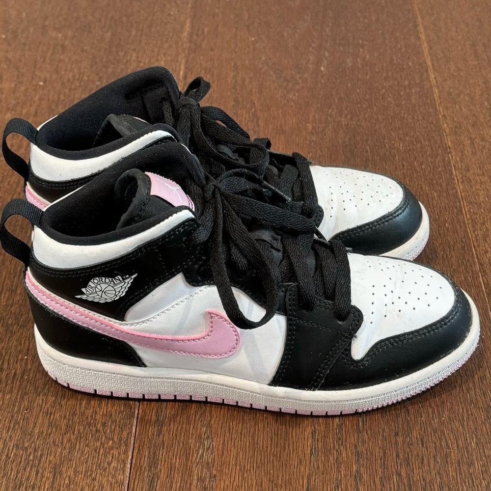 Nike Air Jordan’s Kids Black, Pink and White Mid Top Sneakers Size 2