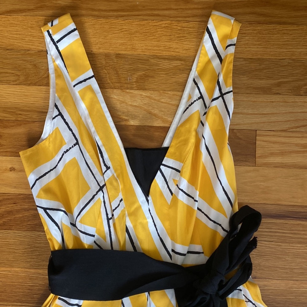 Diane Von Furstenberg Women’s Flowy Yellow Striped Dress Size 12