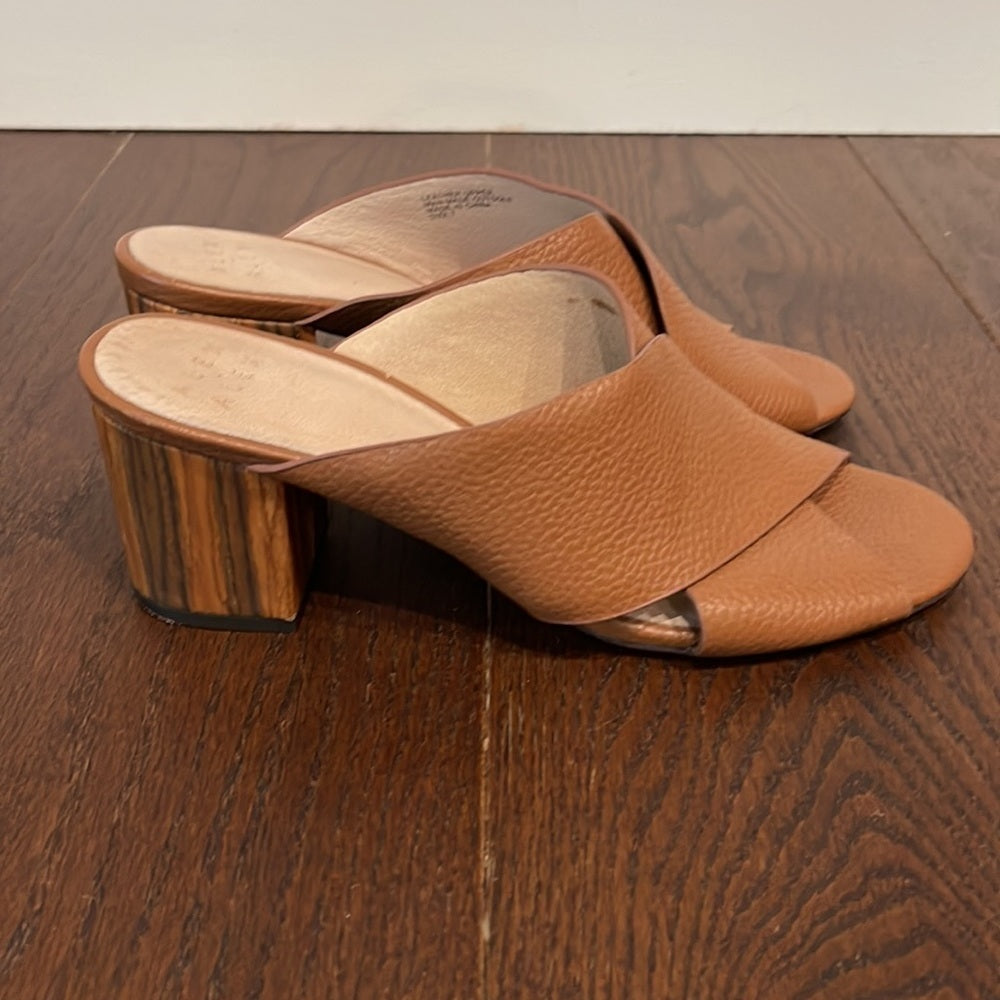 Alex Alex Women’s Brown Peddled Leather Criss Cross Sandals Size 7