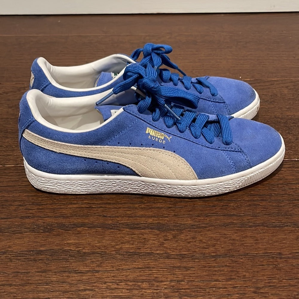 Puma Women’s Blue and White Suede Sneakers Size 8.5
