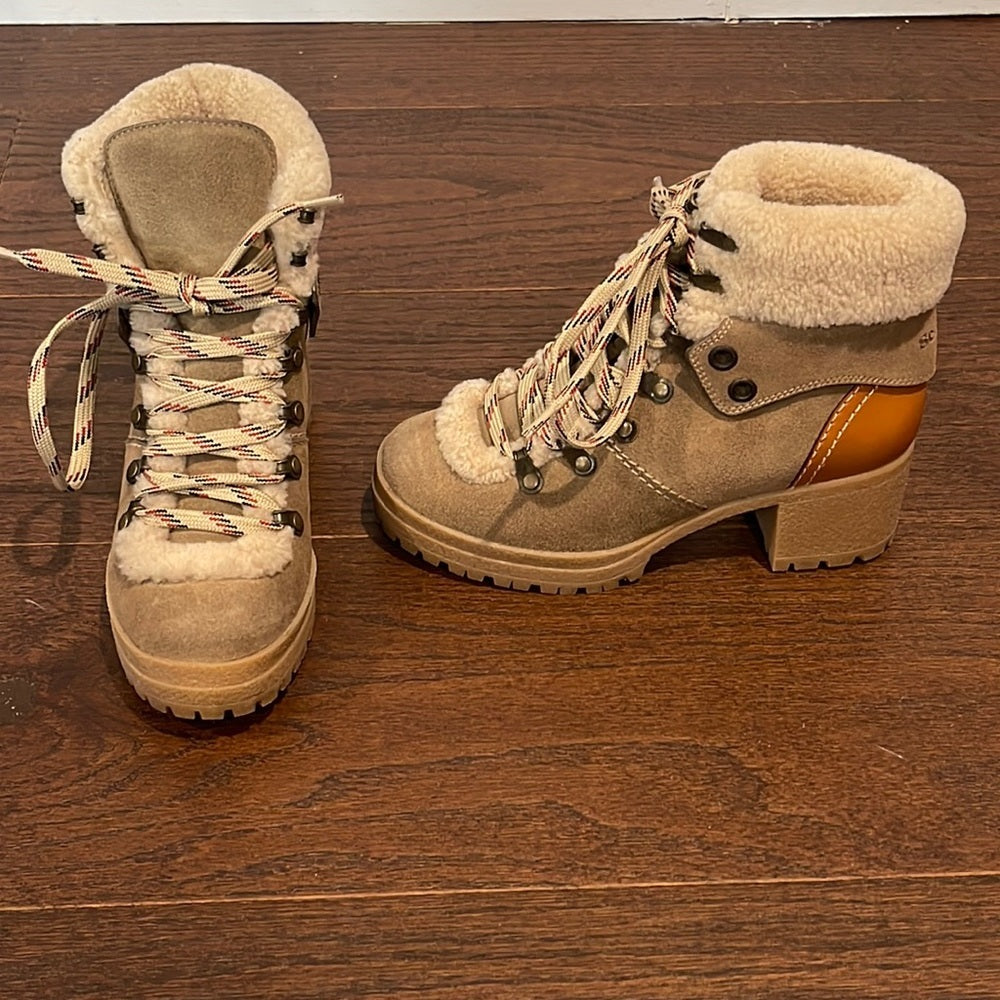 See by Chloe Taupe/Grey/Beige Crosta Genuine ShearlingTrimmed Boot Size 36/6