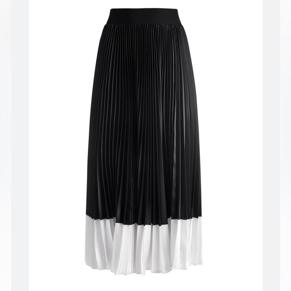 NWT Alice + Olivia Woman’s Black and White Striped Skirt Size 2