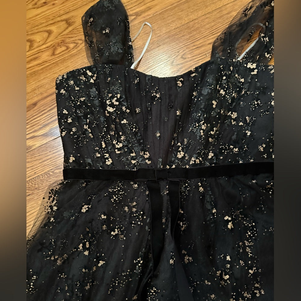 Marchesa Notte Black and Gold Sleeveless Dress Size 16
