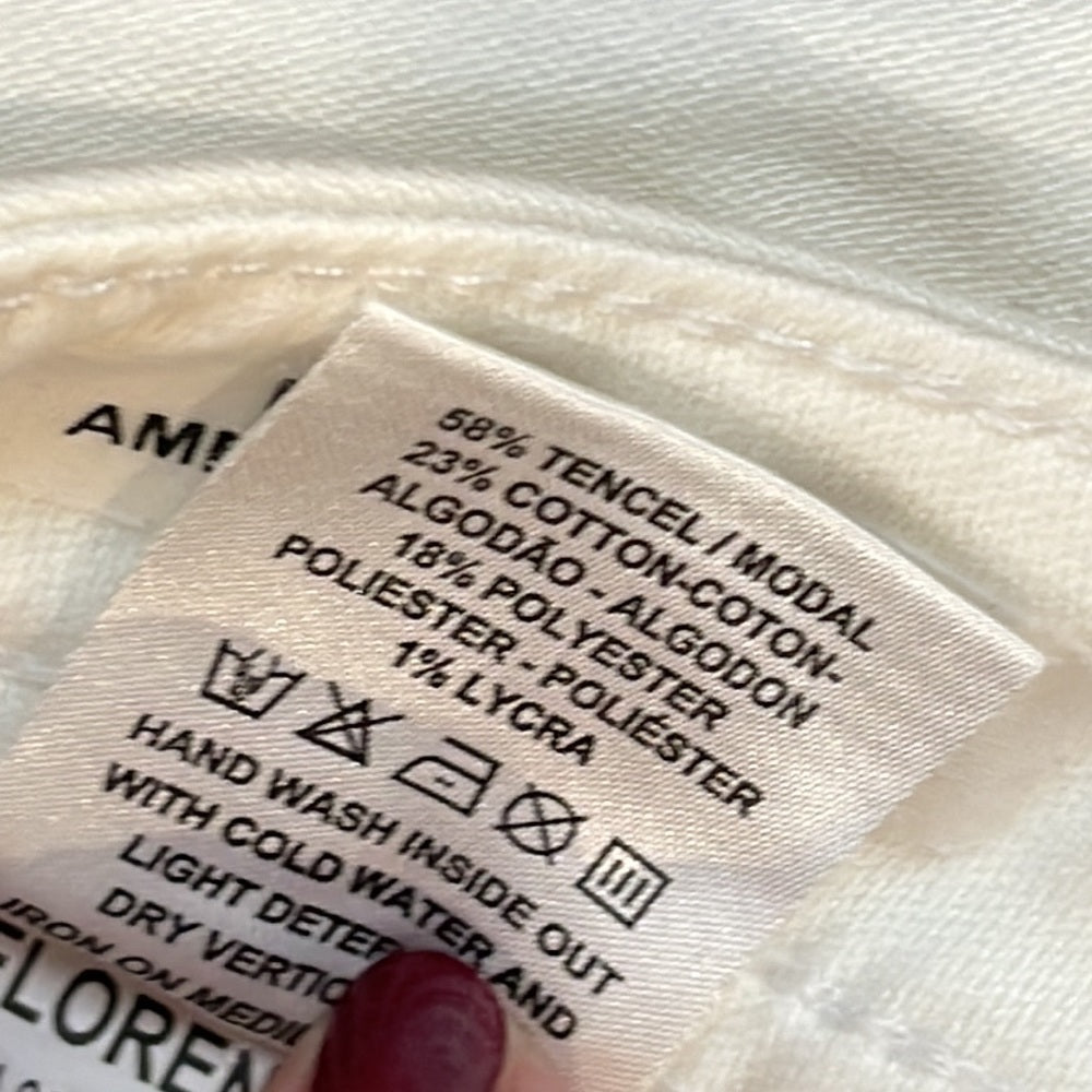 DL 1961 Florence Instasculpt Cropped White Jeans Size 30