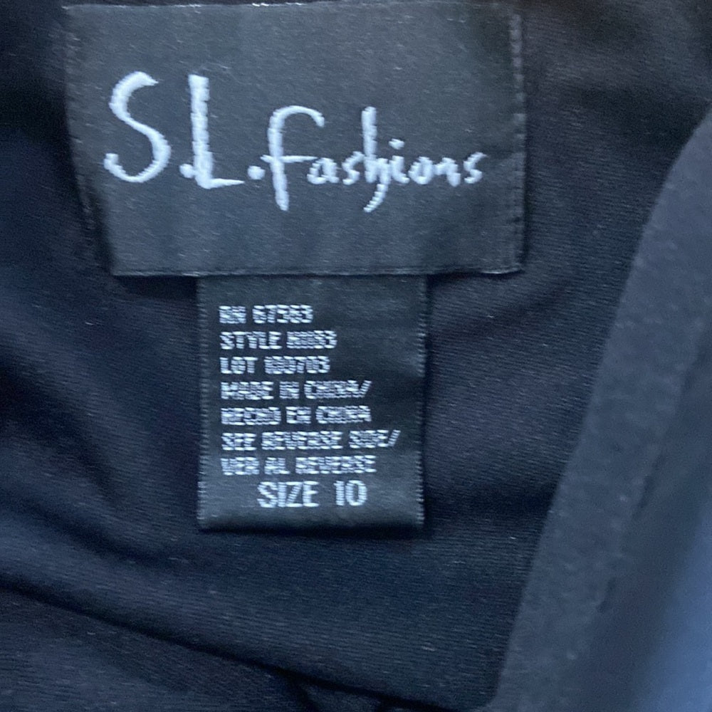 Women’s S.L. Fashions Dress. Black with silver design. Size 10