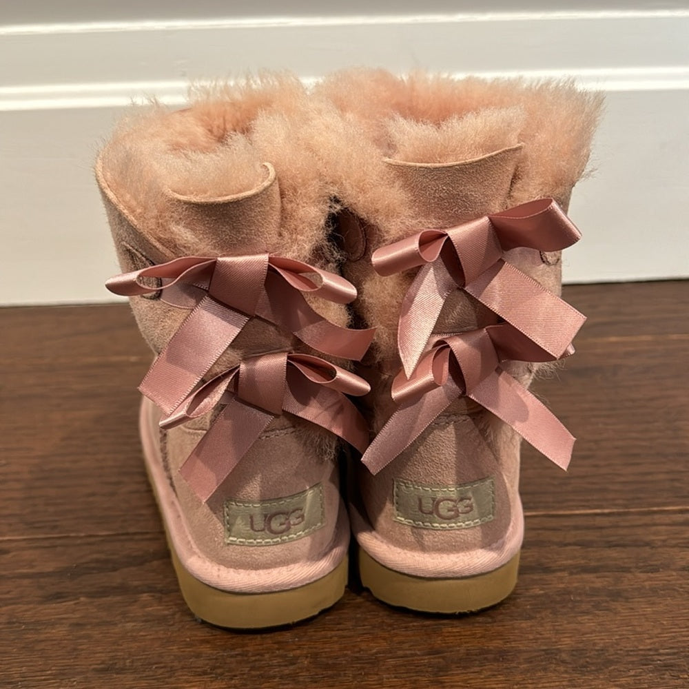 Ugg Girls Pink Bailey Bow II Boots Size 1