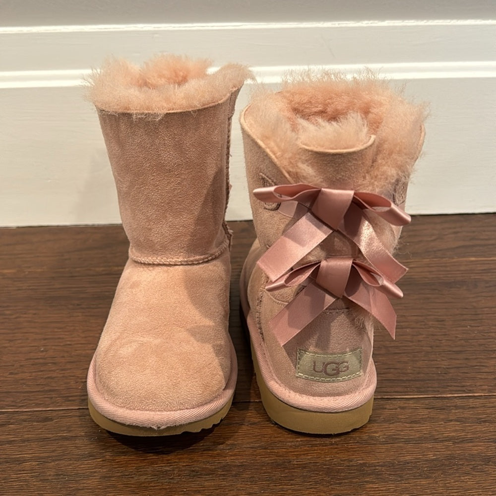Ugg Girls Pink Bailey Bow II Boots Size 1