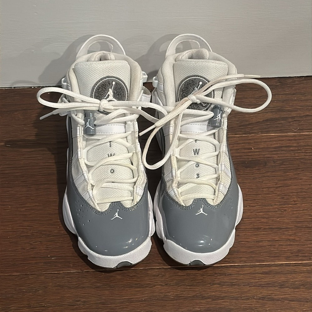 Nike Jordan Boys 6 Rings Size 6