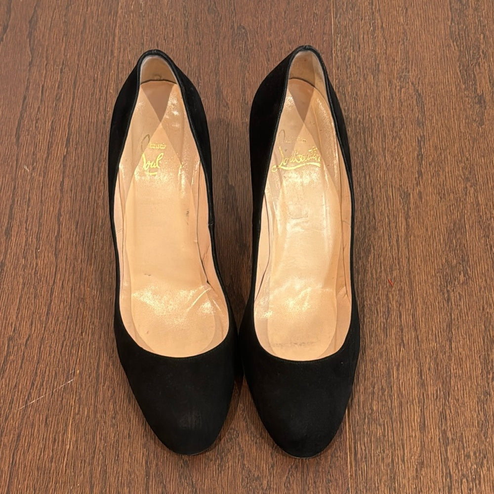 Christian Louboutin Women’s Black Suede Round Toe Pumps Size 41/11