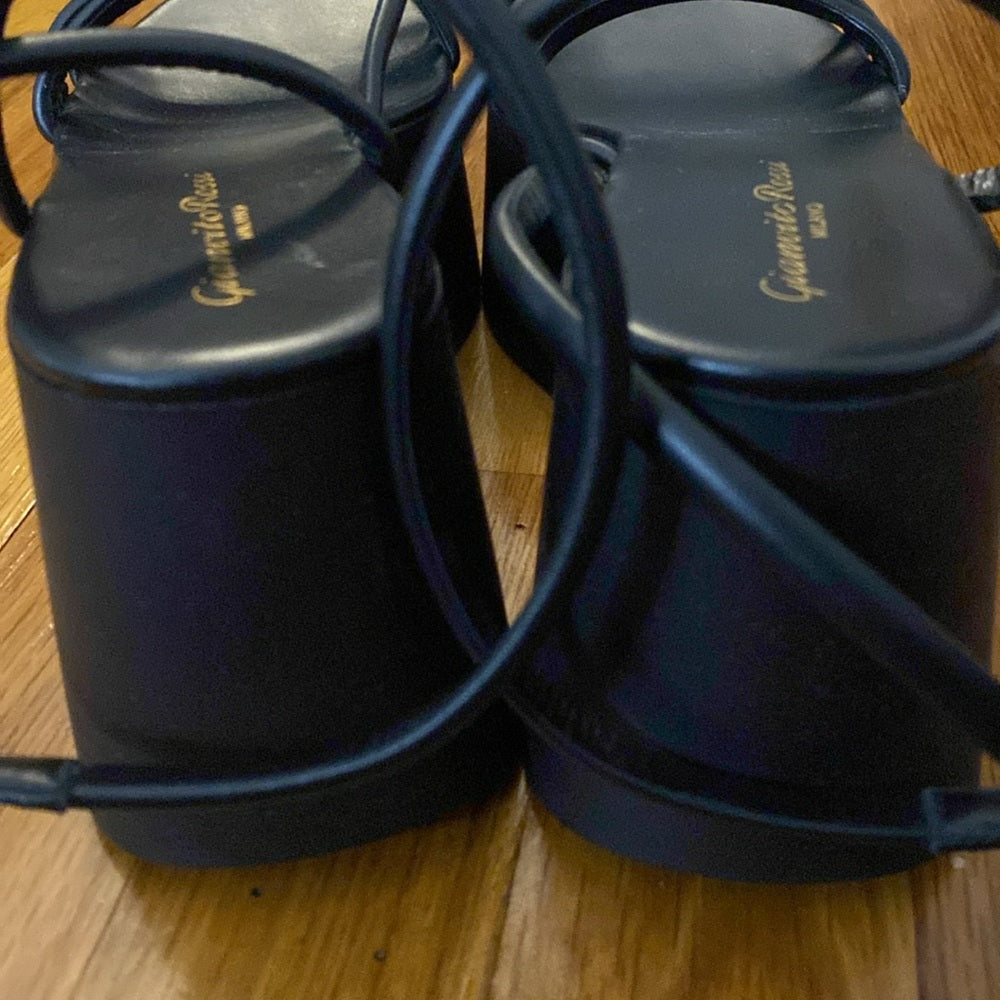 Gianvito Rossi Women’s Black Platform Sandals Size 37