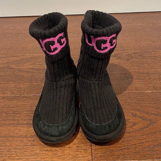 Ugg Kids Classic Knit Lack Boots Black with Pink Writing Size 1