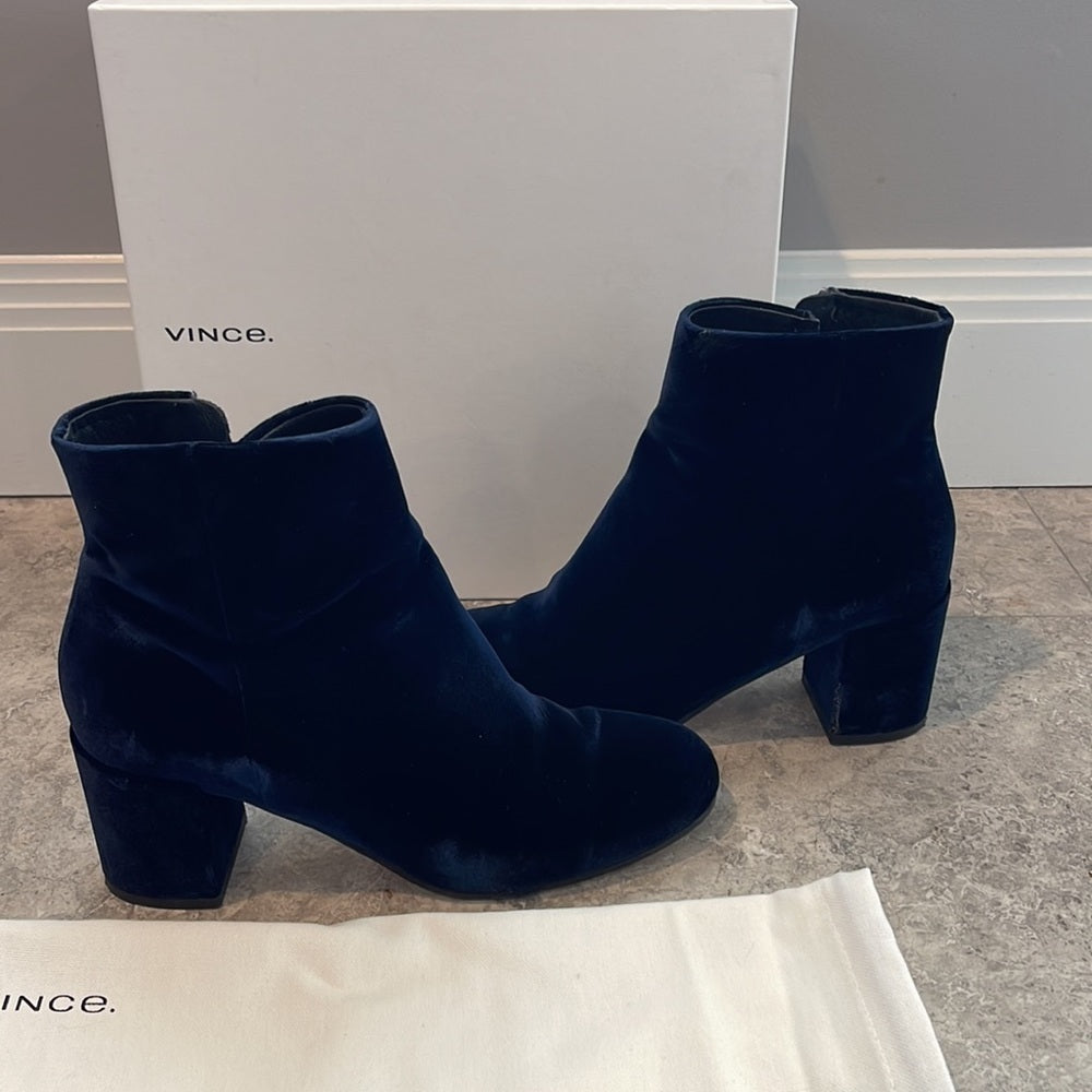 VINCE Navy Velvet Boots Size 9