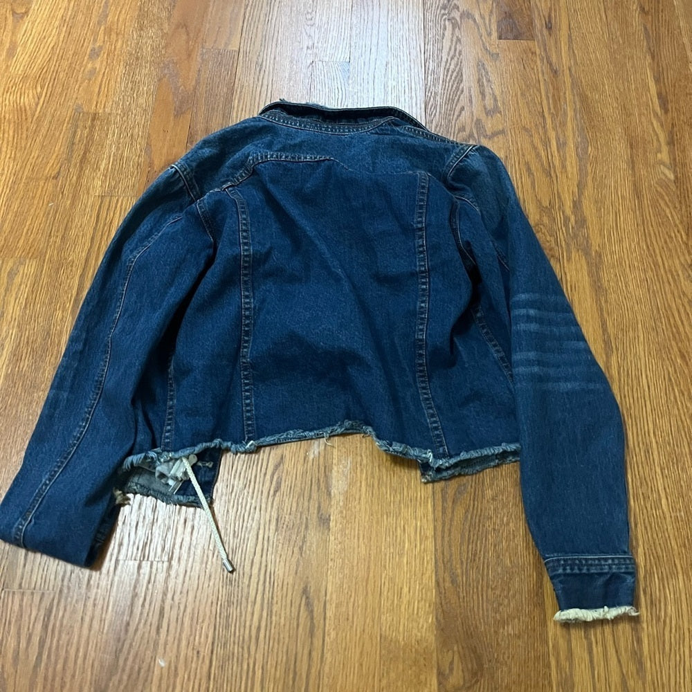 Aqua Women’s Jean Jacket Size Small