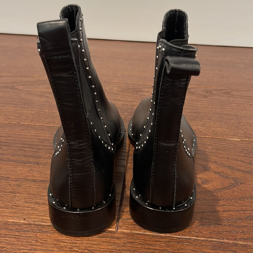 Rebecca Minkoff Women’s Black Flat Pull On Boots Size 6.5