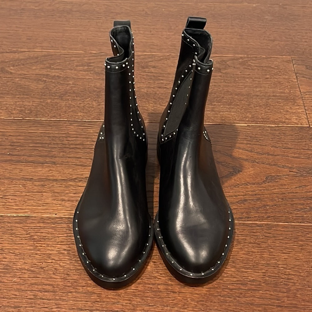Rebecca Minkoff Women’s Black Flat Pull On Boots Size 6.5