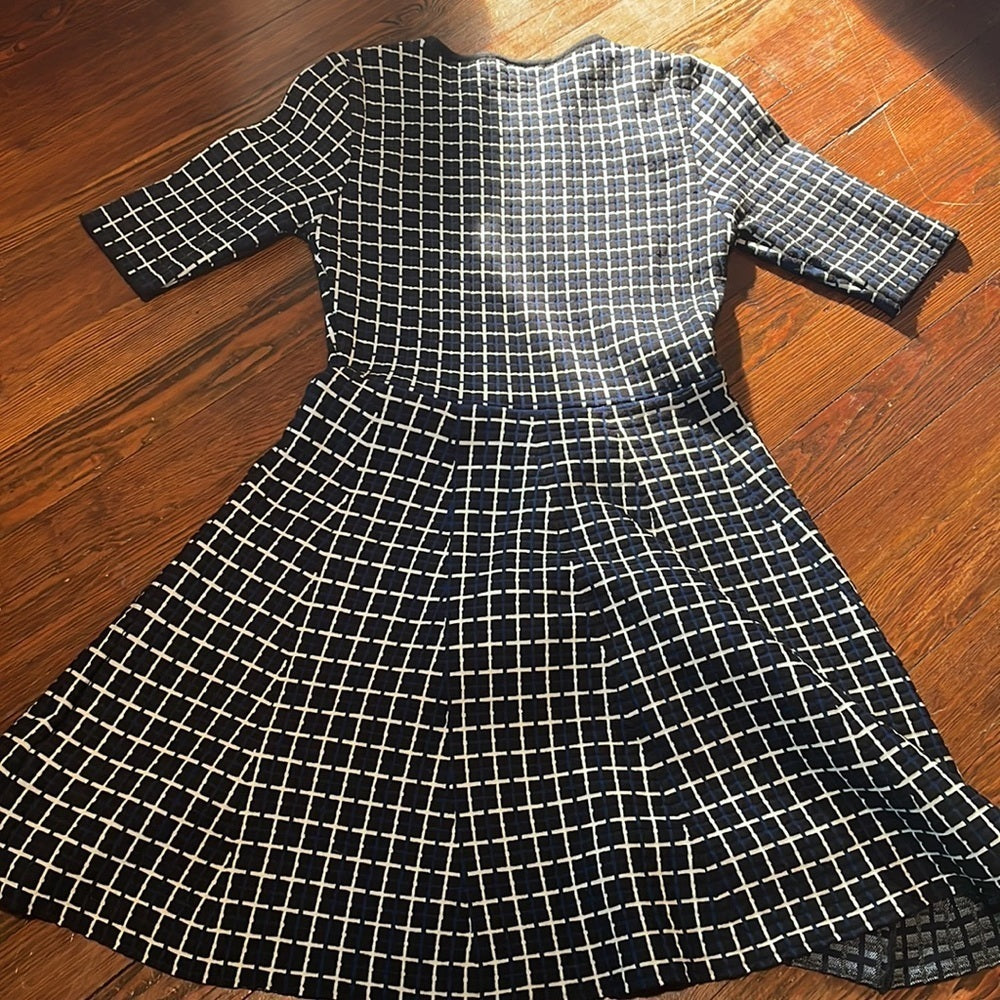 TopShop Women’s Black Dress with blue and white grid pattern Size 6