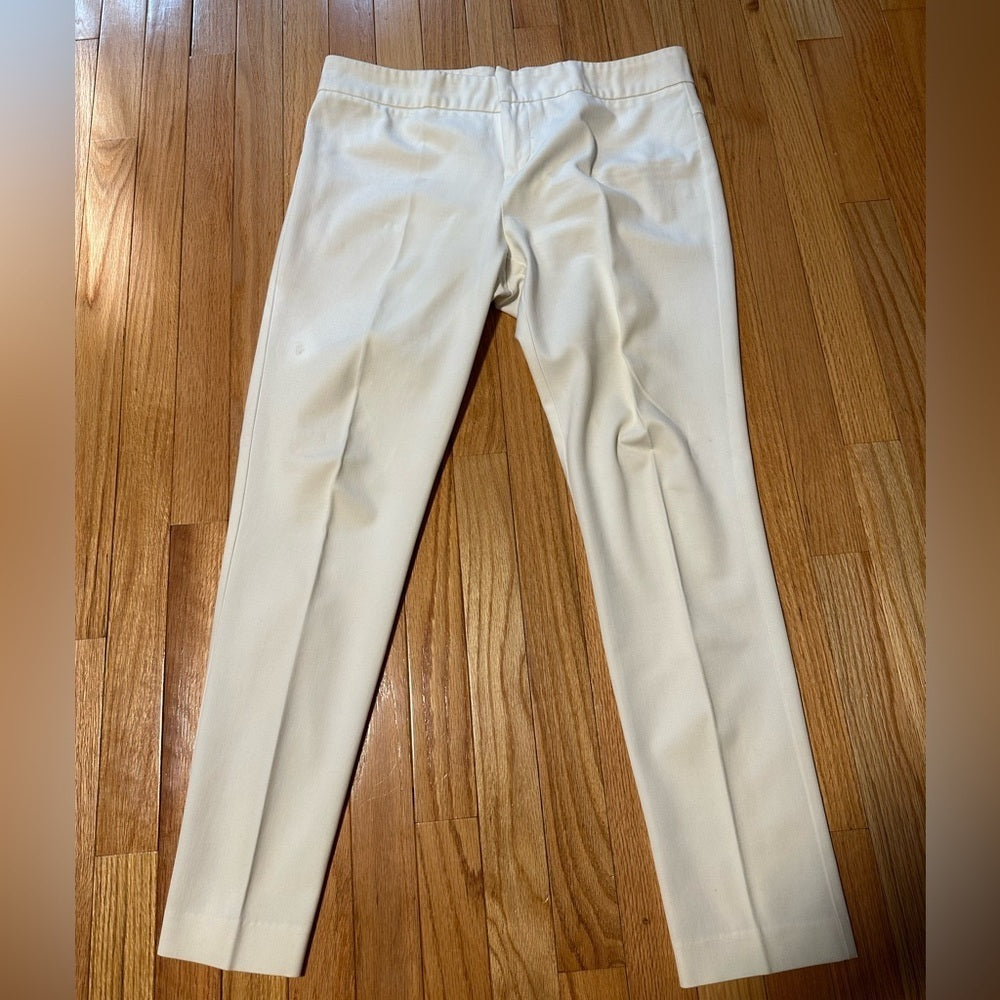 AREA White Woman’s Pants Size 10